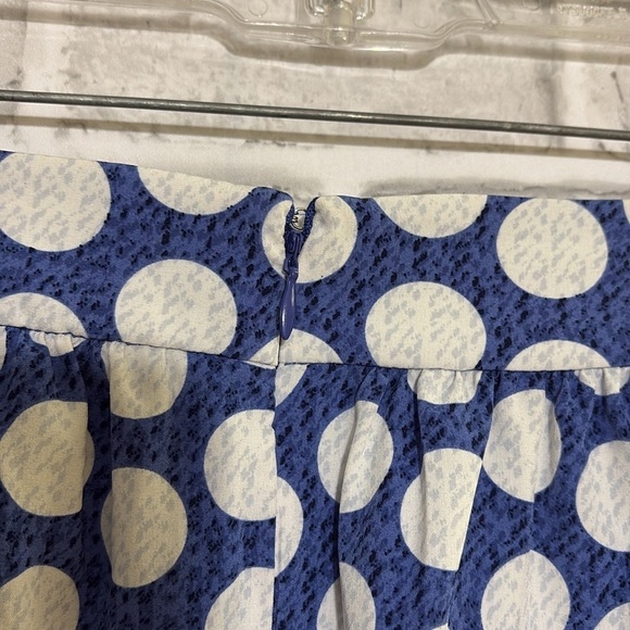 Reitmans petites polkadot skirt size 8 blue and white - Picture 5 of 7